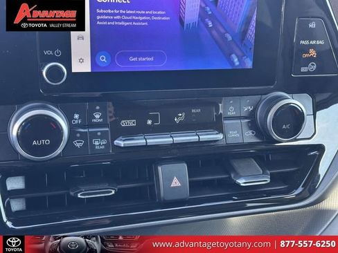 Used 2023 Toyota Highlander LE image 32