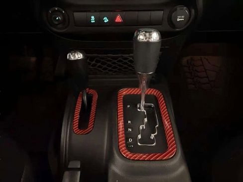 Used 2018 Jeep Wrangler Unlimited Sport S image 72