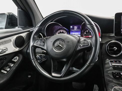 Used 2019 Mercedes-Benz GLC 300 image 15