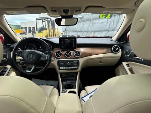 Used 2019 Mercedes-Benz GLA 250 4MATIC image 20