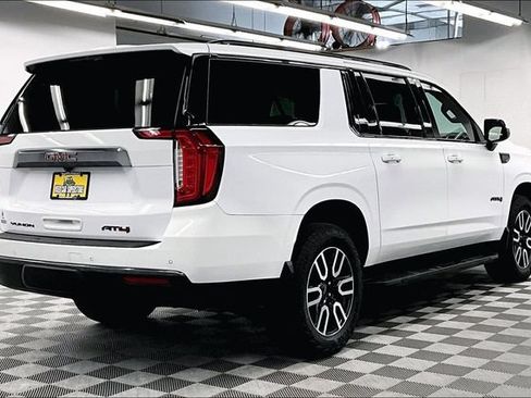 Used 2024 GMC Yukon XL AT4 AWD/4WD image 14