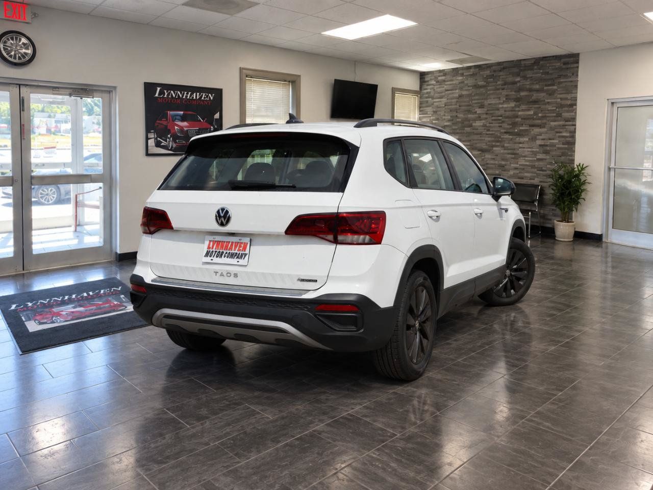 Used 2022 Volkswagen Taos S AWD/4WD image 6