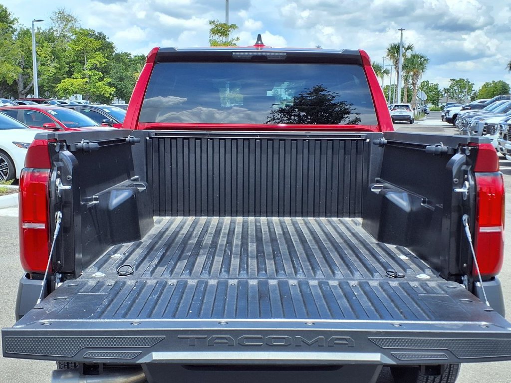Used 2024 Toyota Tacoma SR AWD/4WD image 18
