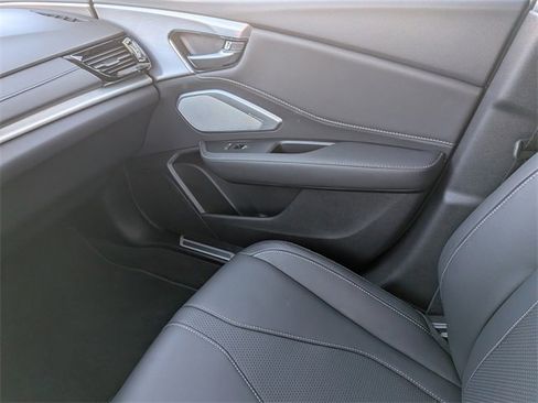 Certified 2025 Acura RDX w/ Technology Package image 20