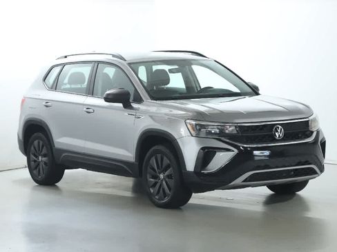 Used 2023 Volkswagen Taos S FWD image 9