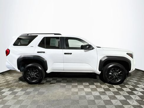 Certified 2025 Toyota 4Runner SR5 AWD/4WD image 8