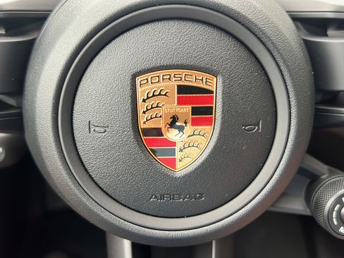 New 2026 Porsche Macan AWD/4WD image 34