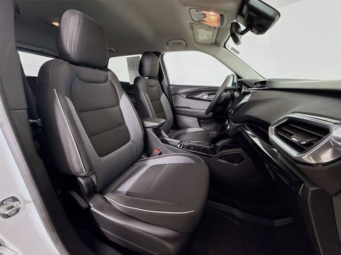 Used 2023 Chevrolet TrailBlazer LT w/ Convenience Package image 26