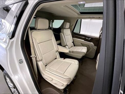 Certified 2024 GMC Yukon Denali w/ Denali Reserve Package AWD/4WD image 19