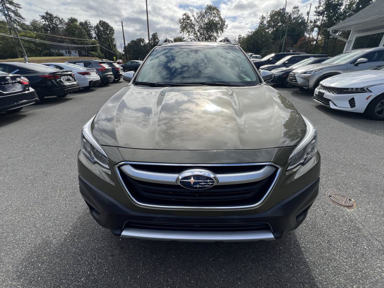 Used 2021 Subaru Outback Touring XT AWD/4WD image 9