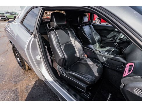 Used 2016 Dodge Challenger R/T Plus image 21