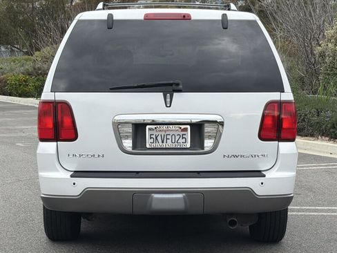 Used 2004 Lincoln Navigator Luxury image 6