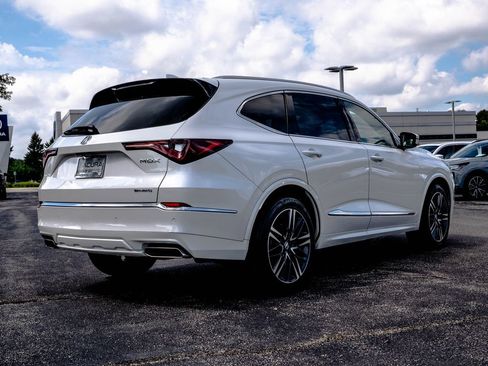 Certified 2026 Acura MDX w/ Advance Package AWD/4WD image 10