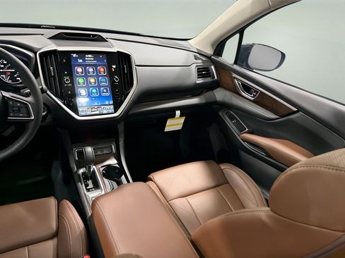 Used 2025 Subaru Ascent Touring w/ Popular Package #1 AWD/4WD image 29