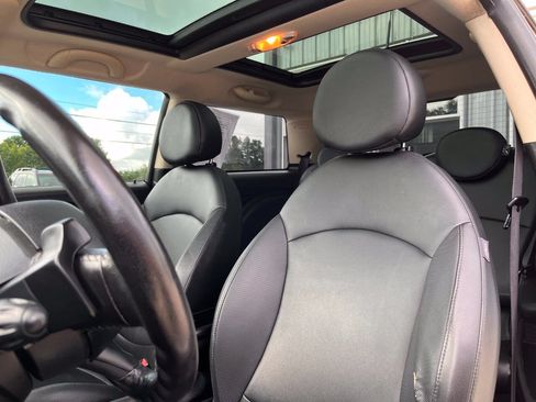 Used 2011 MINI Cooper S FWD image 17