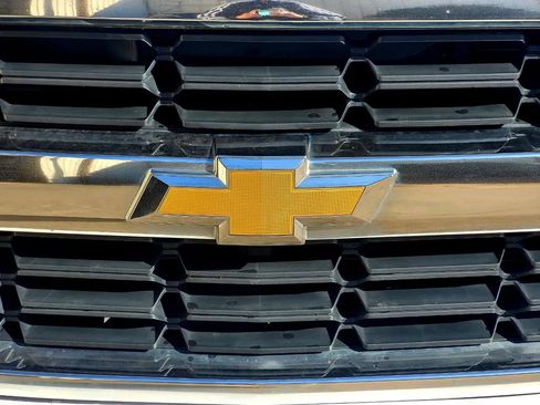 Used 2017 Chevrolet Silverado 1500 W/T RWD image 11