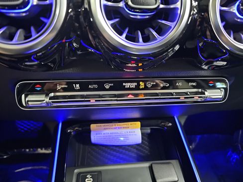 New 2026 Mercedes-Benz GLB 250 4MATIC image 22