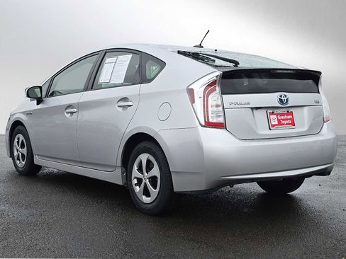 Used 2014 Toyota Prius Three image 5