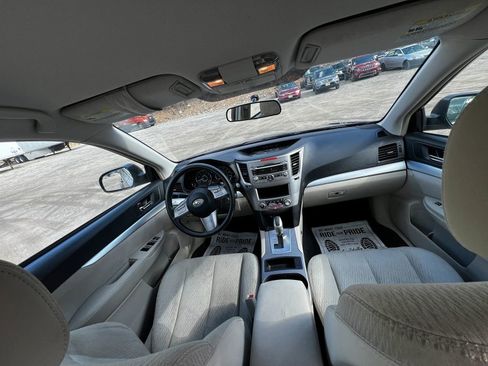 Used 2011 Subaru Outback 2.5i image 13