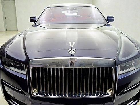 Used 2023 Rolls-Royce Ghost image 10