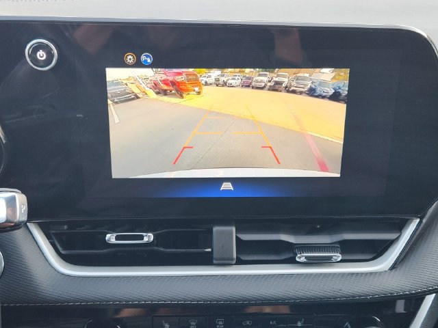 Used 2026 Chevrolet Equinox LT FWD image 6