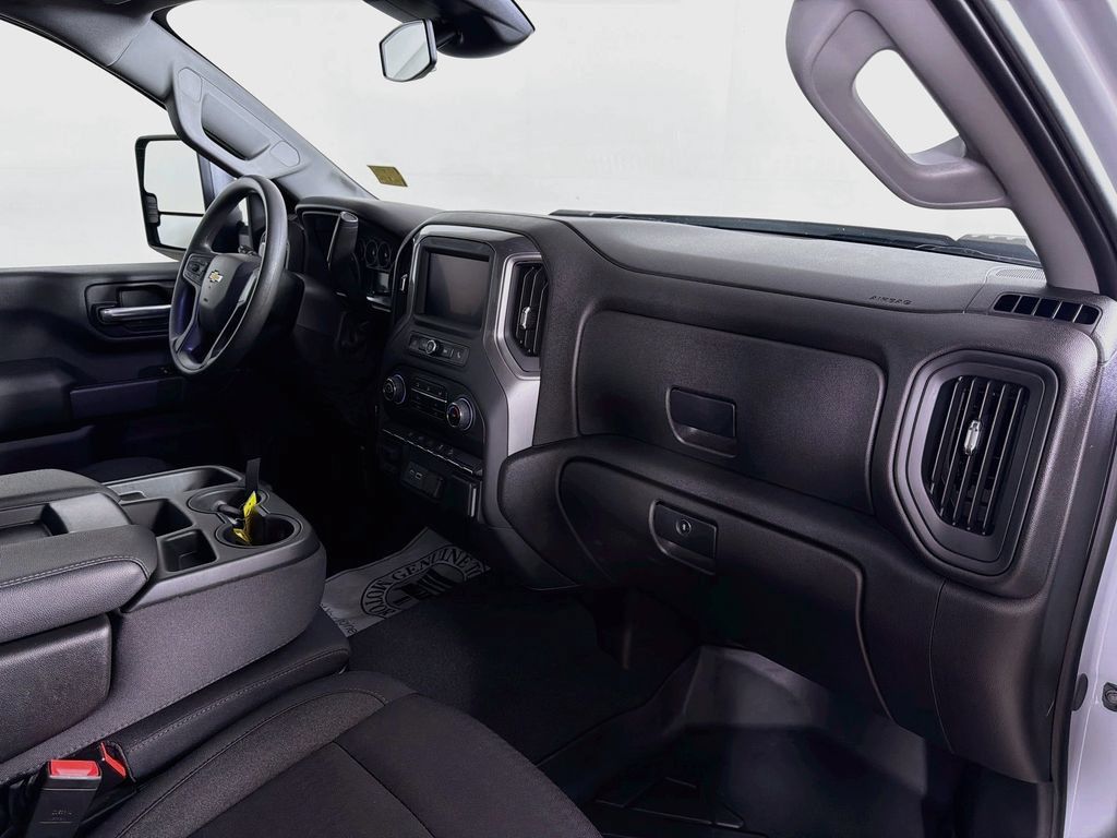Used 2025 Chevrolet Silverado 2500 Custom w/ Custom Convenience Package AWD/4WD image 25