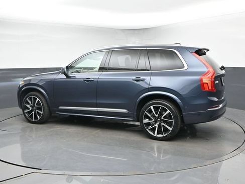 Used 2024 Volvo XC90 B5 Plus w/ Protection Package AWD/4WD image 7