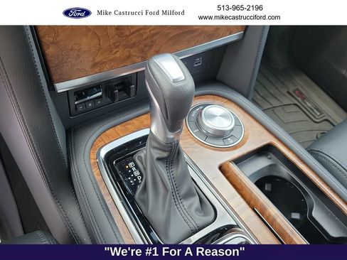 Used 2023 Nissan Armada SL w/ Captain's Chairs Package AWD/4WD image 15