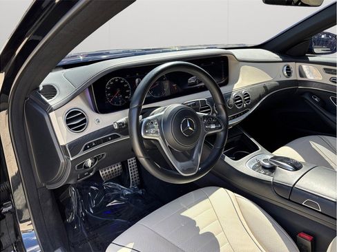 Used 2020 Mercedes-Benz S 560 Sedan image 6