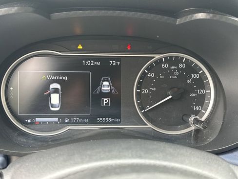 Used 2023 Nissan Versa SV image 31