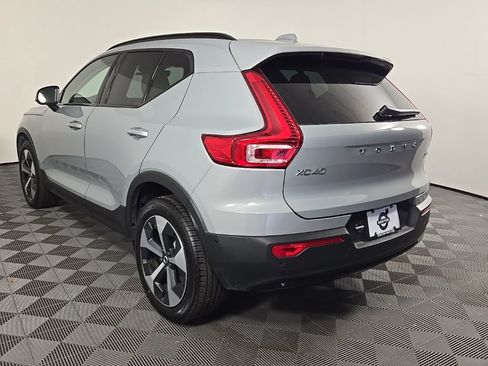 Certified 2026 Volvo XC40 B5 Plus AWD/4WD image 12