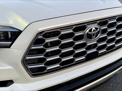 Used 2025 Toyota Sequoia Capstone image 28