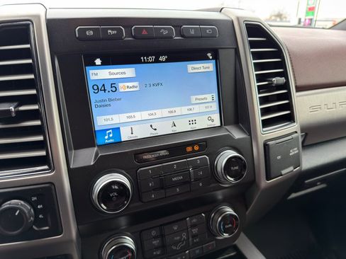 Used 2019 Ford F350 Platinum w/ Platinum Ultimate Package image 25