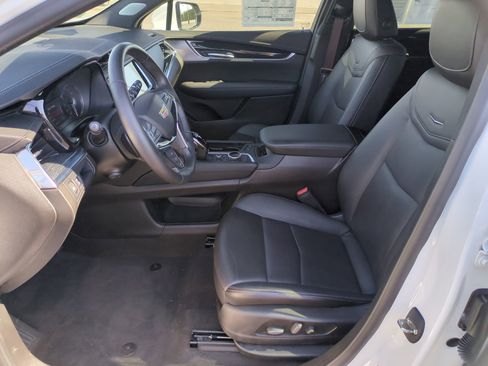 Certified 2024 Cadillac XT5 Premium Luxury image 19