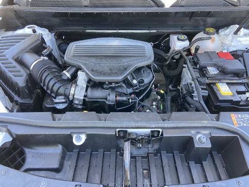 Used 2023 GMC Acadia AT4 w/ Technology Package AWD/4WD image 26