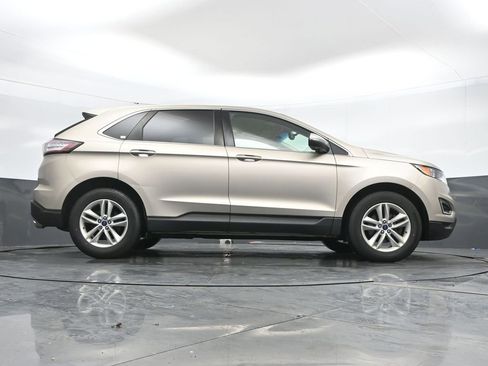 Used 2017 Ford Edge SEL w/ Utility Package FWD image 32