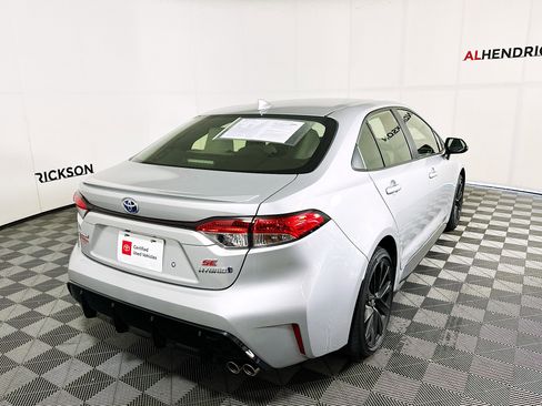 Certified 2023 Toyota Corolla SE image 3