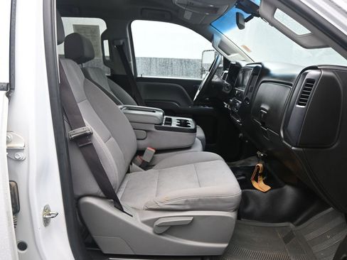 Used 2017 Chevrolet Silverado 2500 W/T w/ WT Fleet Convenience Package image 11