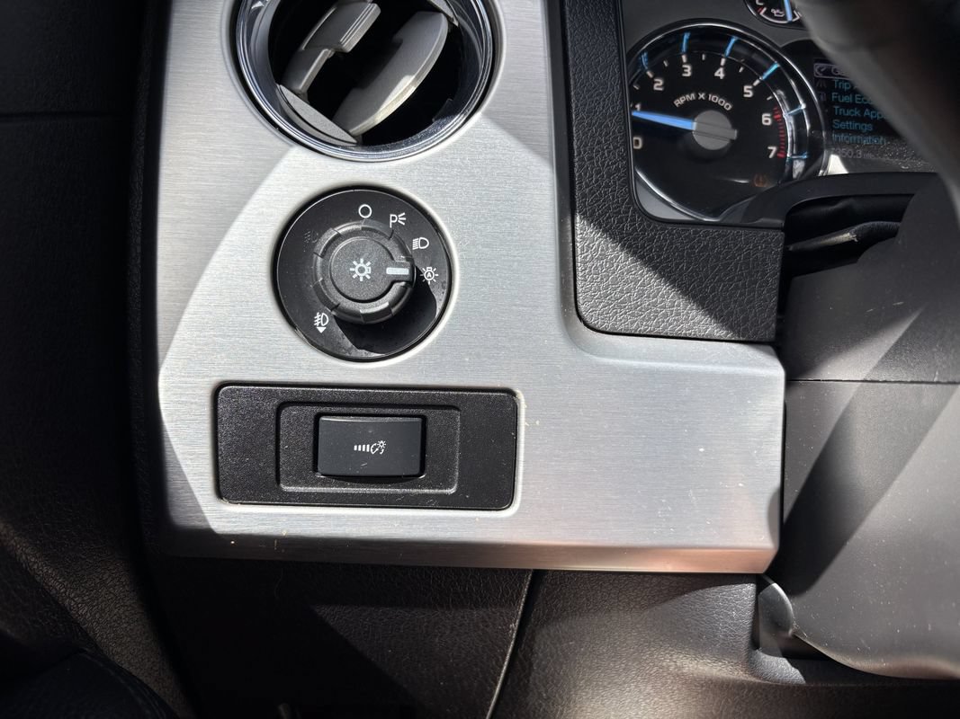 Used 2012 Ford F150 Platinum w/ Max Trailer Tow Pkg AWD/4WD image 35