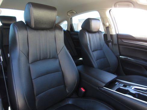 Used 2022 Honda Accord Sport Special Edition image 10