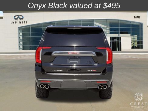 Used 2024 GMC Yukon AT4 w/ AT4 Premium Plus Package AWD/4WD image 4