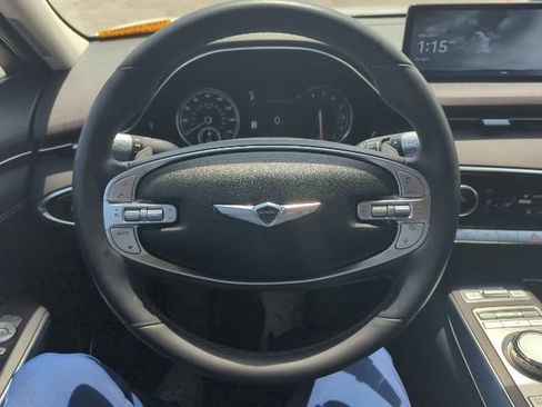 Used 2023 Genesis GV70 2.5T w/ Select Package AWD/4WD image 9