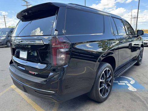 Used 2024 Chevrolet Suburban RST w/ Luxury Package AWD/4WD image 5