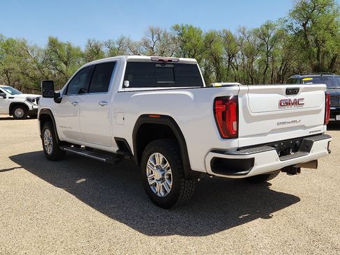 Used 2021 GMC Sierra 2500 Denali w/ Denali Ultimate Package image 3