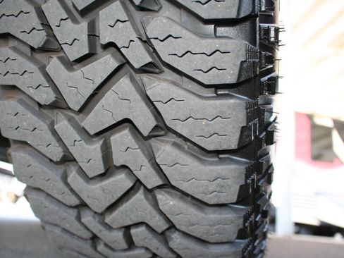 Used 2012 RAM 1500 Laramie w/ Protection Group image 29