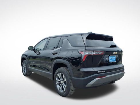New 2026 Chevrolet Equinox LT w/ Convenience Package II FWD image 5