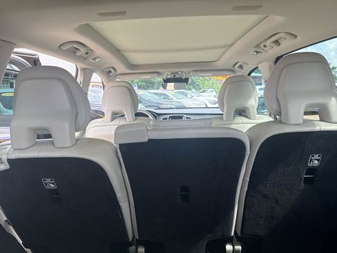 Used 2017 Volvo XC90 T6 Momentum w/ Vision Package AWD/4WD image 36