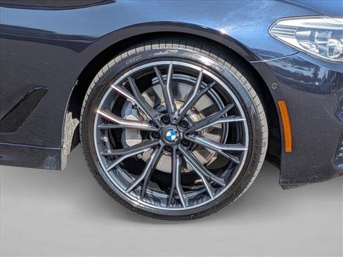 Used 2017 BMW 540i RWD image 25