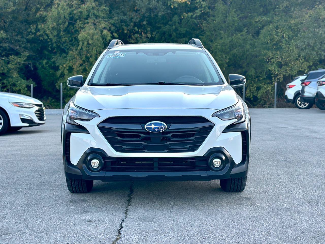 Used 2025 Subaru Outback Premium AWD/4WD image 2