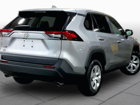 Used 2023 Toyota RAV4 LE AWD/4WD image 13